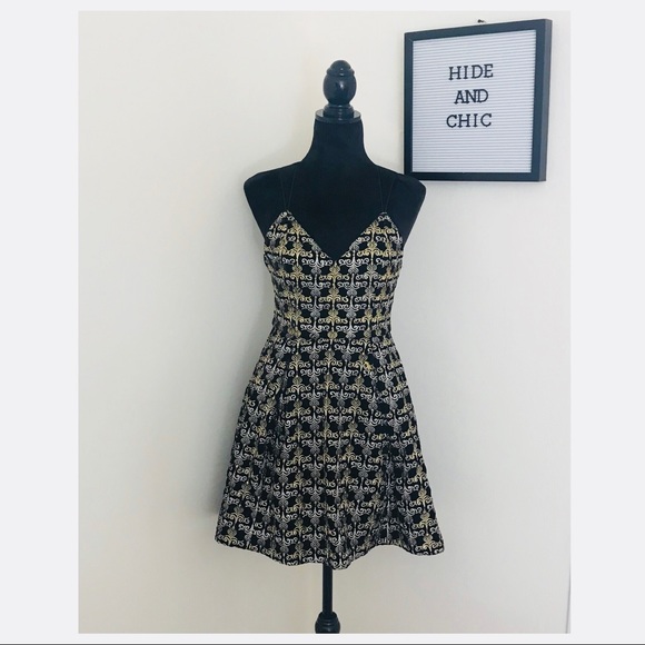 ALICE + OLIVIA EMBROIDERED MINI DRESS - Picture 2 of 8